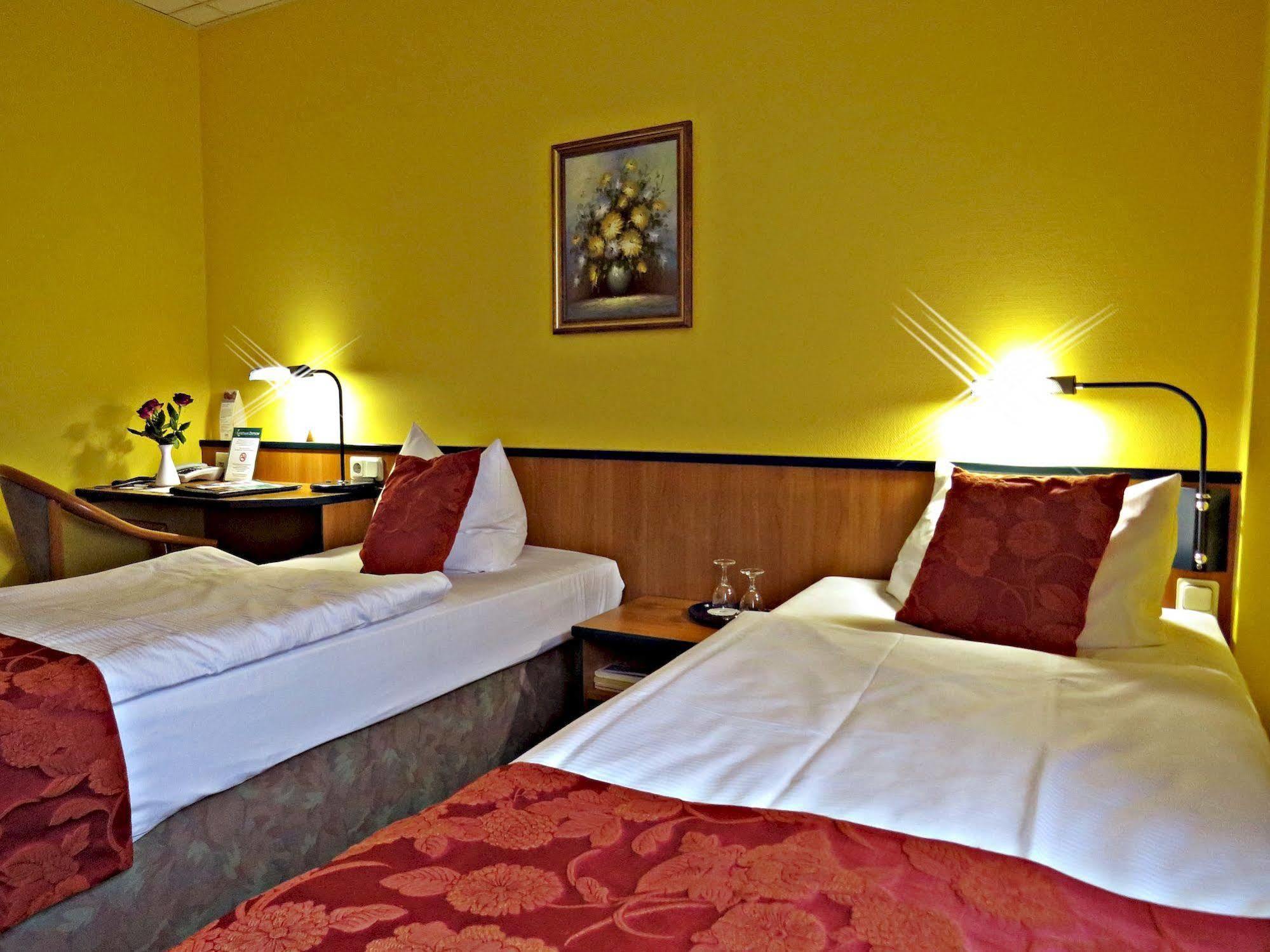 Hotel Landhaus Dierkow Rostock Zewnętrze zdjęcie